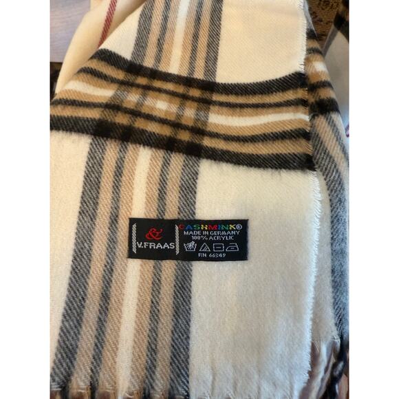 Cashmink by V. Fraas Plaid Scarf - Picture 2 of 2
